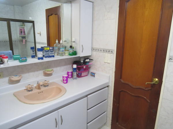 5 Habitaciones Habitaciones, ,4 BathroomsBathrooms,Apartamento,En Venta,1103