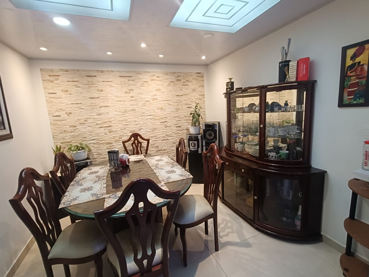 3 Habitaciones Habitaciones, ,3 BathroomsBathrooms,Casa,En Venta,1196