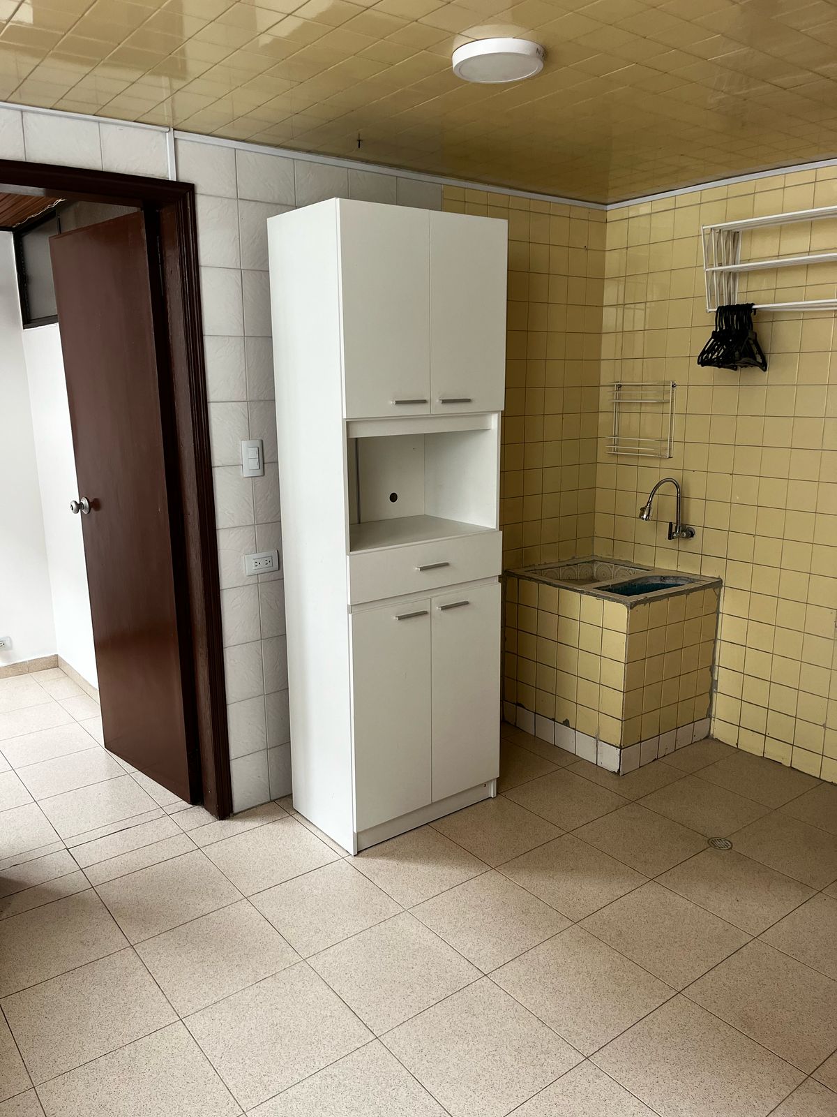 3 Habitaciones Habitaciones, ,2 BathroomsBathrooms,Apartamento,En Arriendo,1202