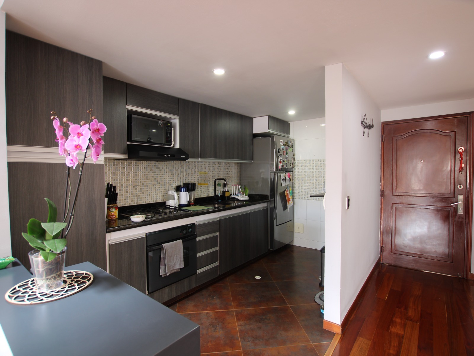 2 Habitaciones Habitaciones, ,2 BathroomsBathrooms,Apartamento,En Arriendo,1205