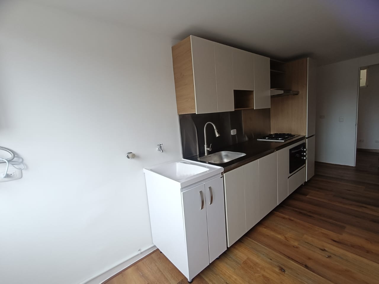 3 Habitaciones Habitaciones, ,2 BathroomsBathrooms,Apartamento,En Arriendo,1208